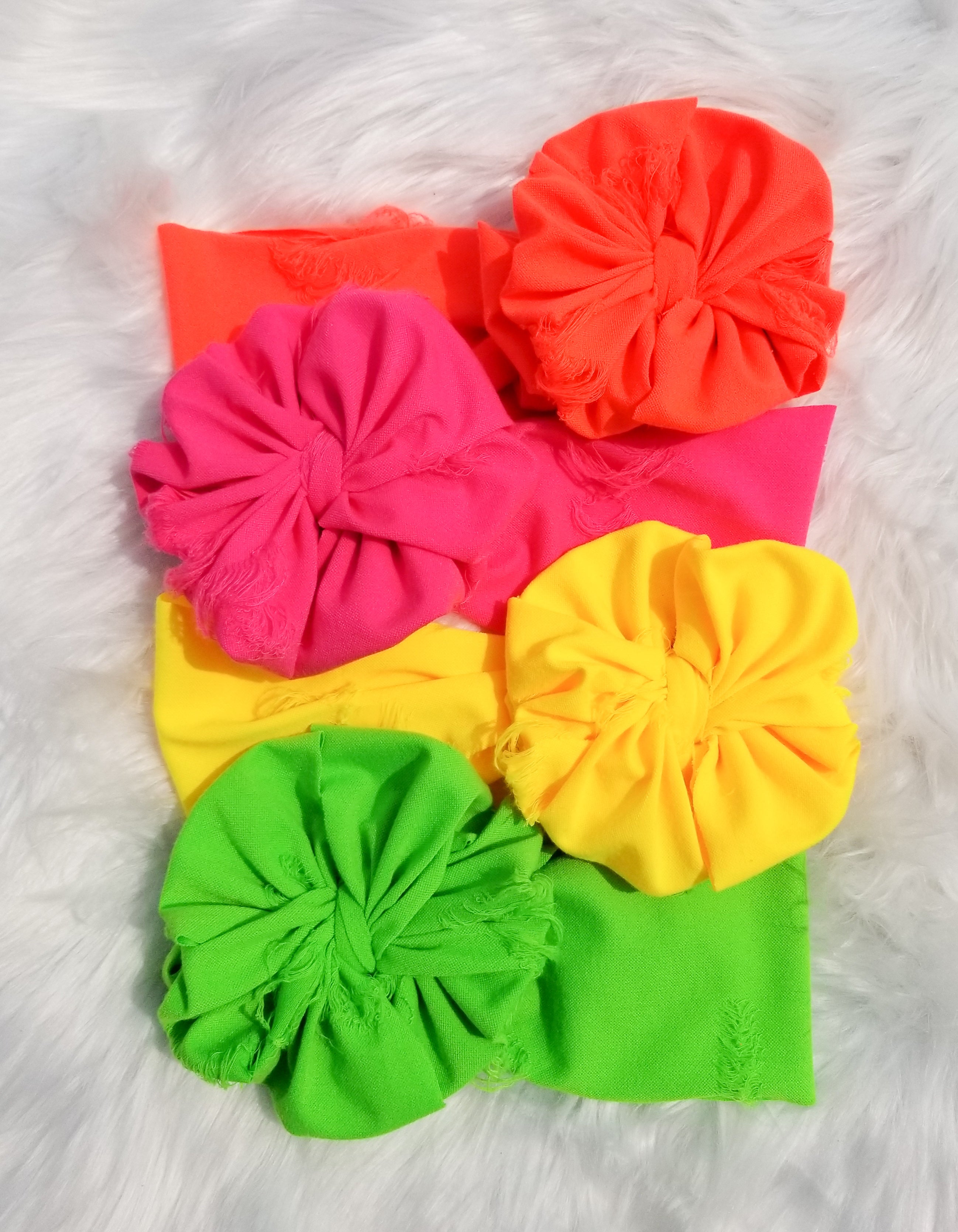 Distressed bows & bummies neons