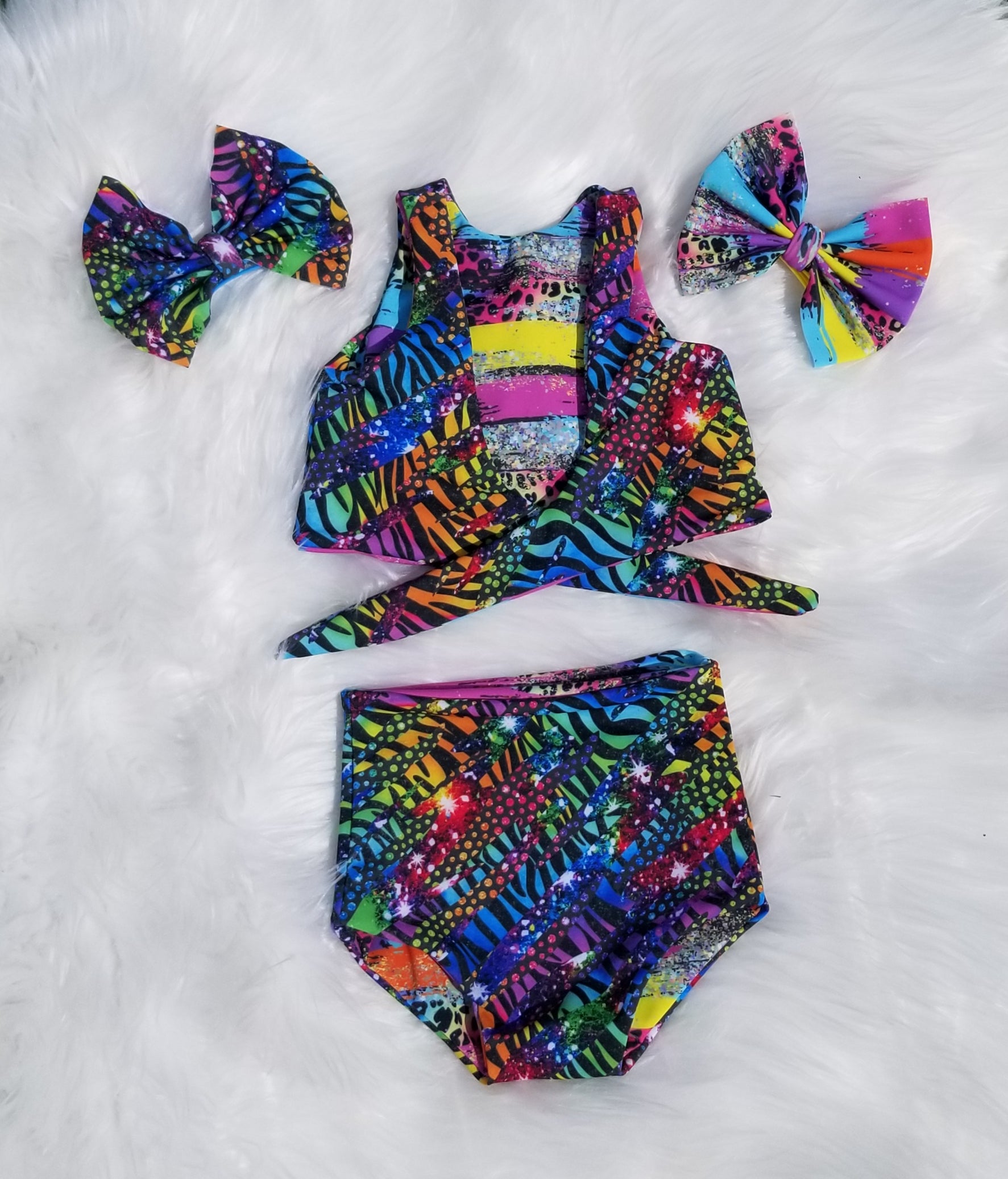 Reversible swim suits